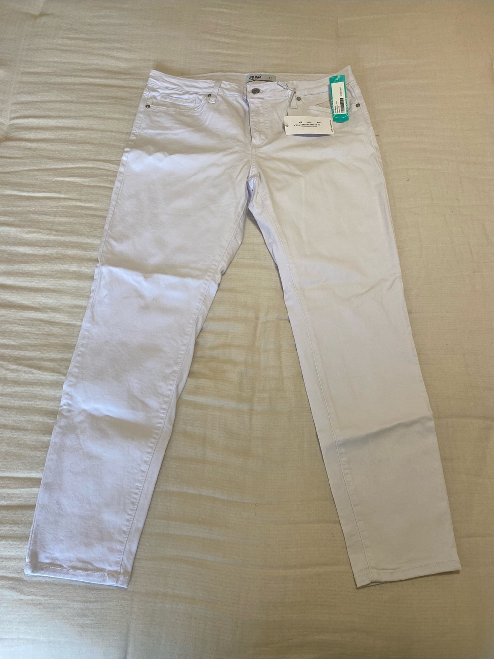 Just Black Women's White Straight Leg Jeans